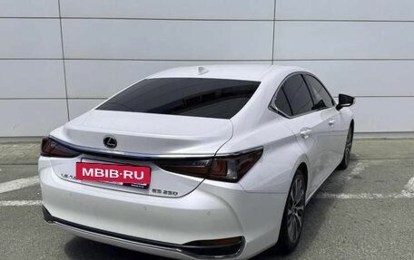 Lexus ES VII, 2020 год, 3 620 000 рублей, 5 фотография