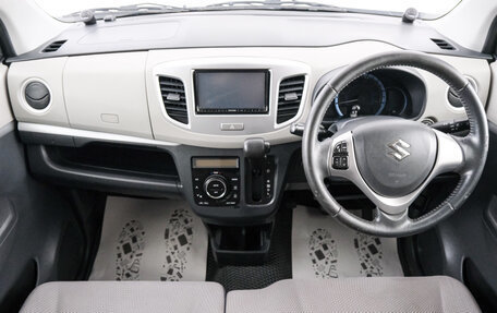 Suzuki Wagon R V, 2016 год, 639 000 рублей, 11 фотография