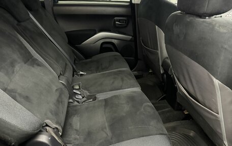 Mitsubishi Outlander III рестайлинг 3, 2008 год, 1 279 000 рублей, 13 фотография