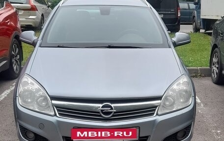 Opel Astra H, 2011 год, 590 000 рублей, 1 фотография