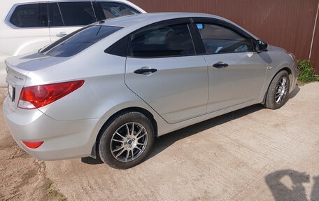 Hyundai Solaris II рестайлинг, 2013 год, 782 000 рублей, 3 фотография