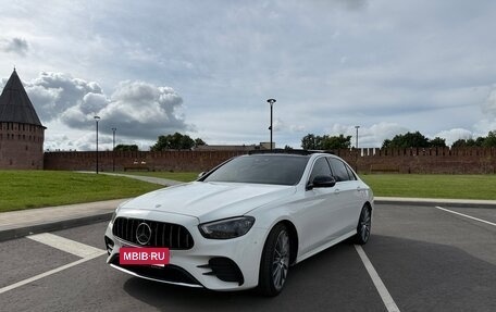 Mercedes-Benz E-Класс, 2020 год, 5 200 000 рублей, 2 фотография
