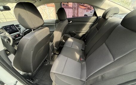 Hyundai Solaris II рестайлинг, 2021 год, 1 299 999 рублей, 11 фотография