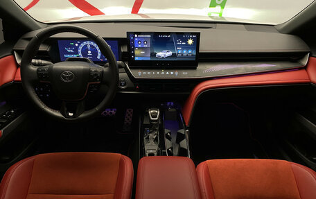 Toyota Camry, 2024 год, 3 790 000 рублей, 13 фотография