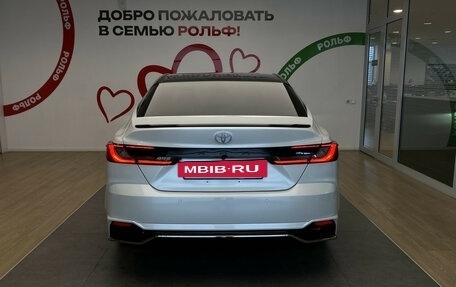 Toyota Camry, 2024 год, 3 790 000 рублей, 6 фотография
