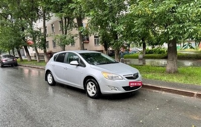 Opel Astra J, 2011 год, 499 999 рублей, 1 фотография