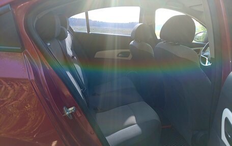 Chevrolet Cruze II, 2010 год, 620 000 рублей, 12 фотография