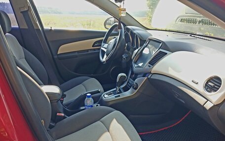 Chevrolet Cruze II, 2010 год, 620 000 рублей, 13 фотография