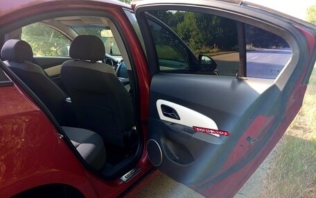 Chevrolet Cruze II, 2010 год, 620 000 рублей, 10 фотография