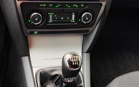 Skoda Octavia, 2012 год, 850 000 рублей, 18 фотография