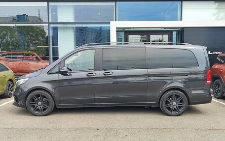 Mercedes-Benz V-Класс, 2022 год, 6 312 000 рублей, 8 фотография