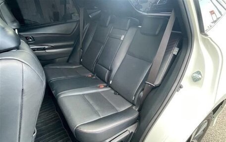 Toyota Harrier, 2020 год, 1 880 000 рублей, 10 фотография
