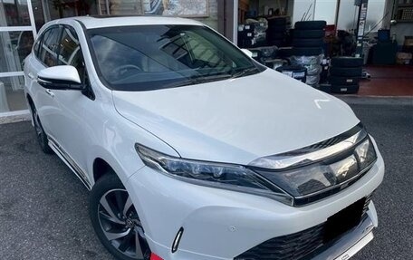 Toyota Harrier, 2020 год, 1 880 000 рублей, 3 фотография