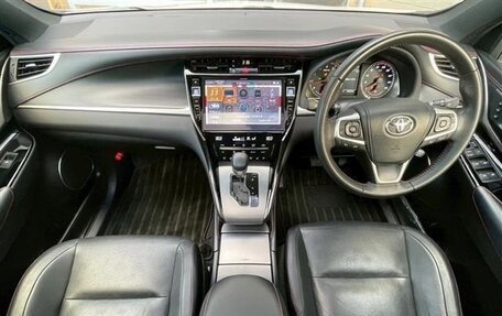 Toyota Harrier, 2020 год, 1 880 000 рублей, 18 фотография