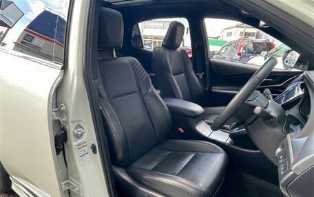 Toyota Harrier, 2020 год, 1 880 000 рублей, 13 фотография