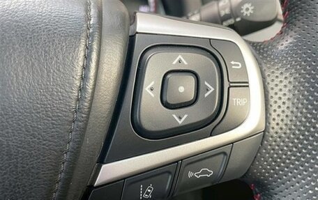 Toyota Harrier, 2020 год, 1 880 000 рублей, 21 фотография