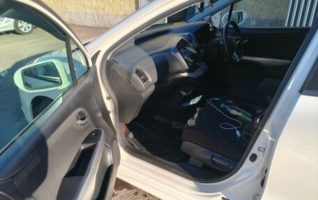 Honda Stream II, 2009 год, 1 150 000 рублей, 6 фотография