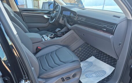 Volkswagen Touareg III, 2025 год, 7 685 000 рублей, 25 фотография