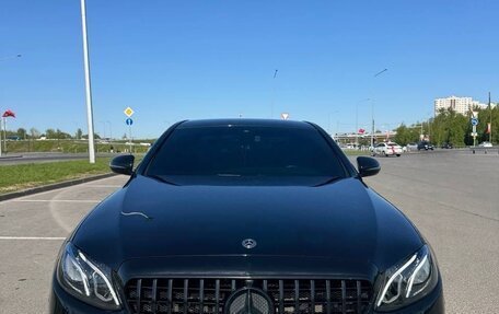 Mercedes-Benz E-Класс, 2020 год, 3 250 000 рублей, 13 фотография
