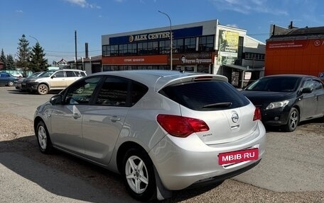 Opel Astra J, 2011 год, 499 999 рублей, 5 фотография
