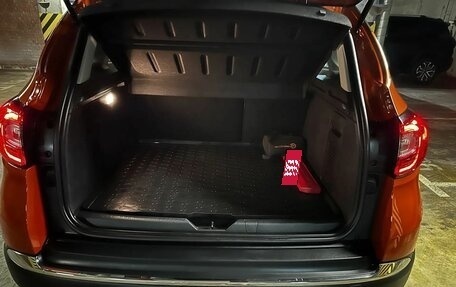 Renault Kaptur I рестайлинг, 2017 год, 1 748 000 рублей, 24 фотография