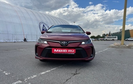 Toyota Corolla, 2019 год, 2 300 000 рублей, 4 фотография