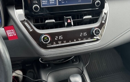 Toyota Corolla, 2019 год, 2 300 000 рублей, 20 фотография