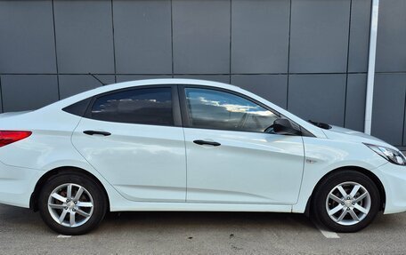 Hyundai Solaris II рестайлинг, 2013 год, 840 000 рублей, 8 фотография