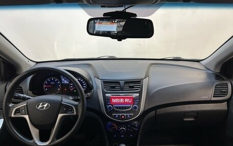 Hyundai Solaris II рестайлинг, 2014 год, 940 000 рублей, 5 фотография