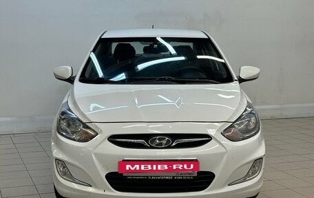 Hyundai Solaris II рестайлинг, 2014 год, 940 000 рублей, 2 фотография
