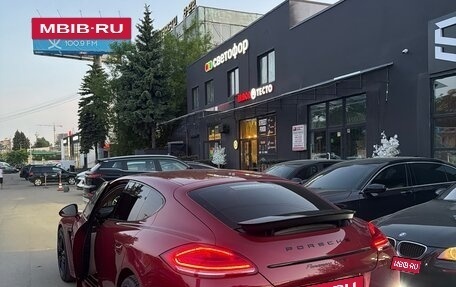 Porsche Panamera II рестайлинг, 2012 год, 2 350 000 рублей, 2 фотография