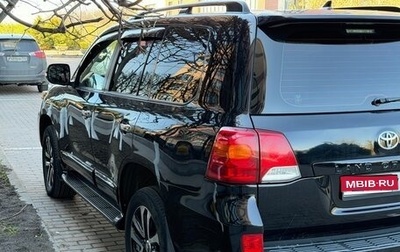 Toyota Land Cruiser 200, 2013 год, 2 850 000 рублей, 1 фотография