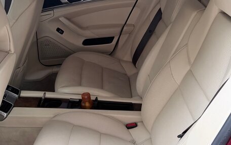 Porsche Panamera II рестайлинг, 2012 год, 2 350 000 рублей, 13 фотография