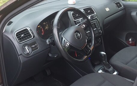 Volkswagen Polo VI (EU Market), 2017 год, 1 050 000 рублей, 6 фотография