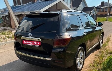 Toyota Highlander III, 2012 год, 1 900 000 рублей, 9 фотография