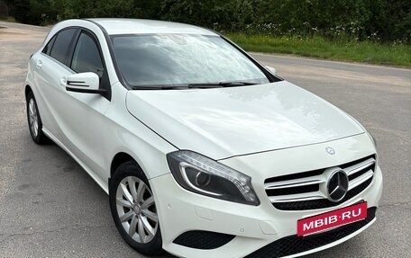 Mercedes-Benz A-Класс, 2013 год, 1 400 000 рублей, 2 фотография