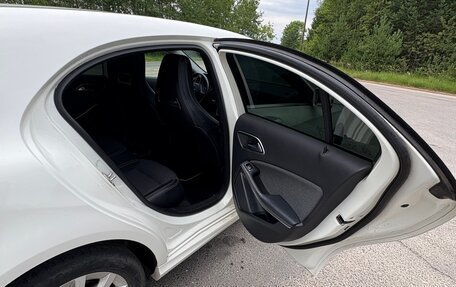 Mercedes-Benz A-Класс, 2013 год, 1 400 000 рублей, 10 фотография