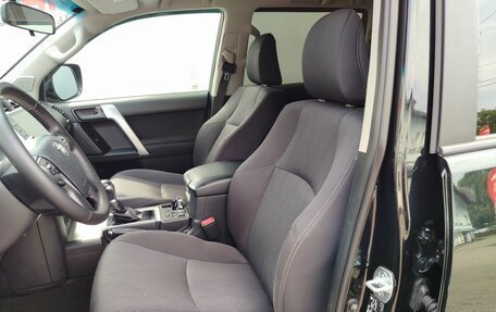 Toyota Land Cruiser Prado 150 рестайлинг 2, 2021 год, 4 999 000 рублей, 10 фотография