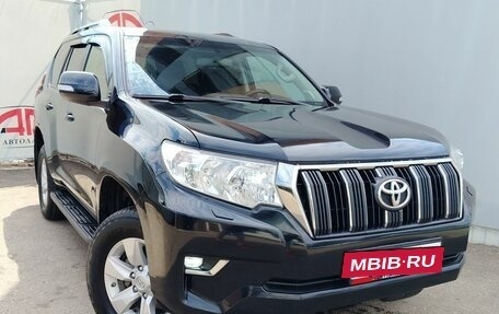 Toyota Land Cruiser Prado 150 рестайлинг 2, 2021 год, 4 999 000 рублей, 4 фотография