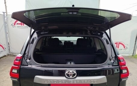 Toyota Land Cruiser Prado 150 рестайлинг 2, 2021 год, 4 999 000 рублей, 8 фотография
