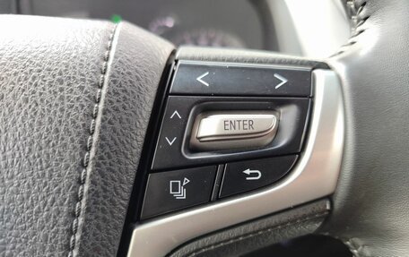 Toyota Land Cruiser Prado 150 рестайлинг 2, 2021 год, 4 999 000 рублей, 19 фотография