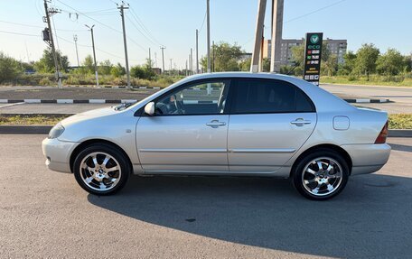 Toyota Corolla, 2005 год, 700 000 рублей, 3 фотография