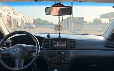 Toyota Corolla, 2005 год, 700 000 рублей, 10 фотография