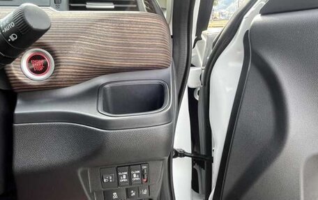 Honda Freed II, 2022 год, 1 279 000 рублей, 10 фотография