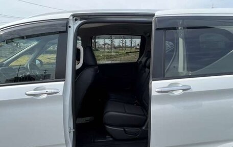 Honda Freed II, 2022 год, 1 279 000 рублей, 16 фотография
