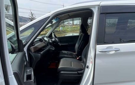 Honda Freed II, 2022 год, 1 279 000 рублей, 15 фотография