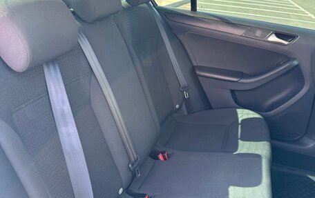 Volkswagen Jetta VI, 2015 год, 1 499 000 рублей, 12 фотография