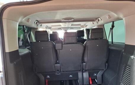Peugeot Traveller I, 2019 год, 3 000 000 рублей, 4 фотография