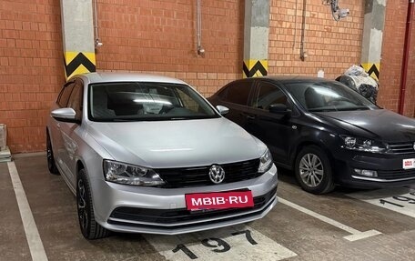 Volkswagen Jetta VI, 2015 год, 1 499 000 рублей, 16 фотография