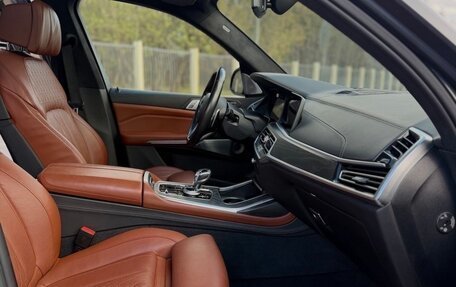 BMW X7, 2019 год, 9 000 000 рублей, 11 фотография